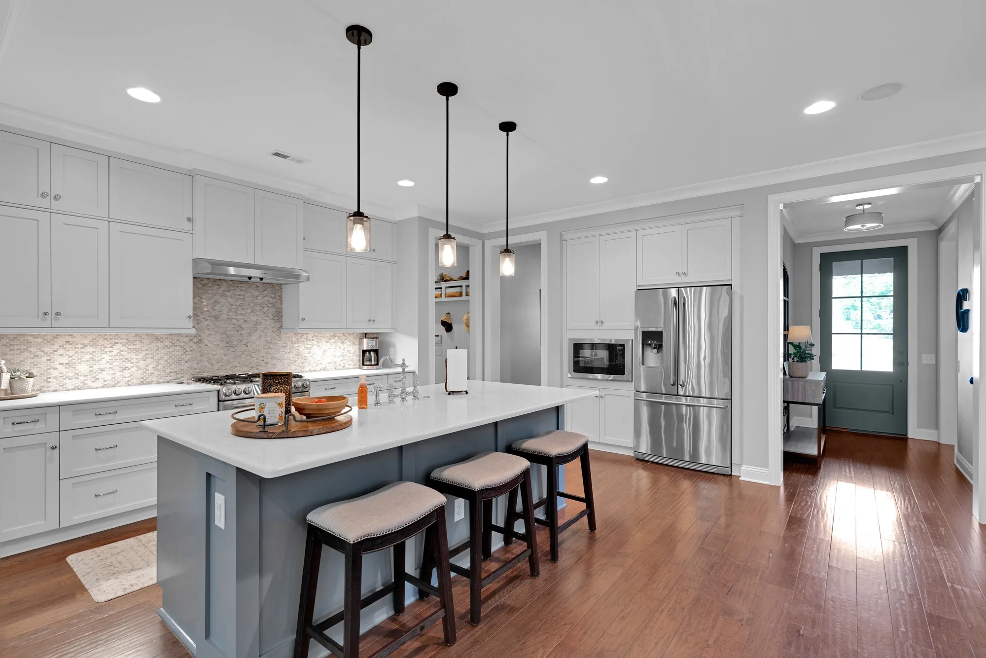 Modern Colonial in Myers Park — real estate photography