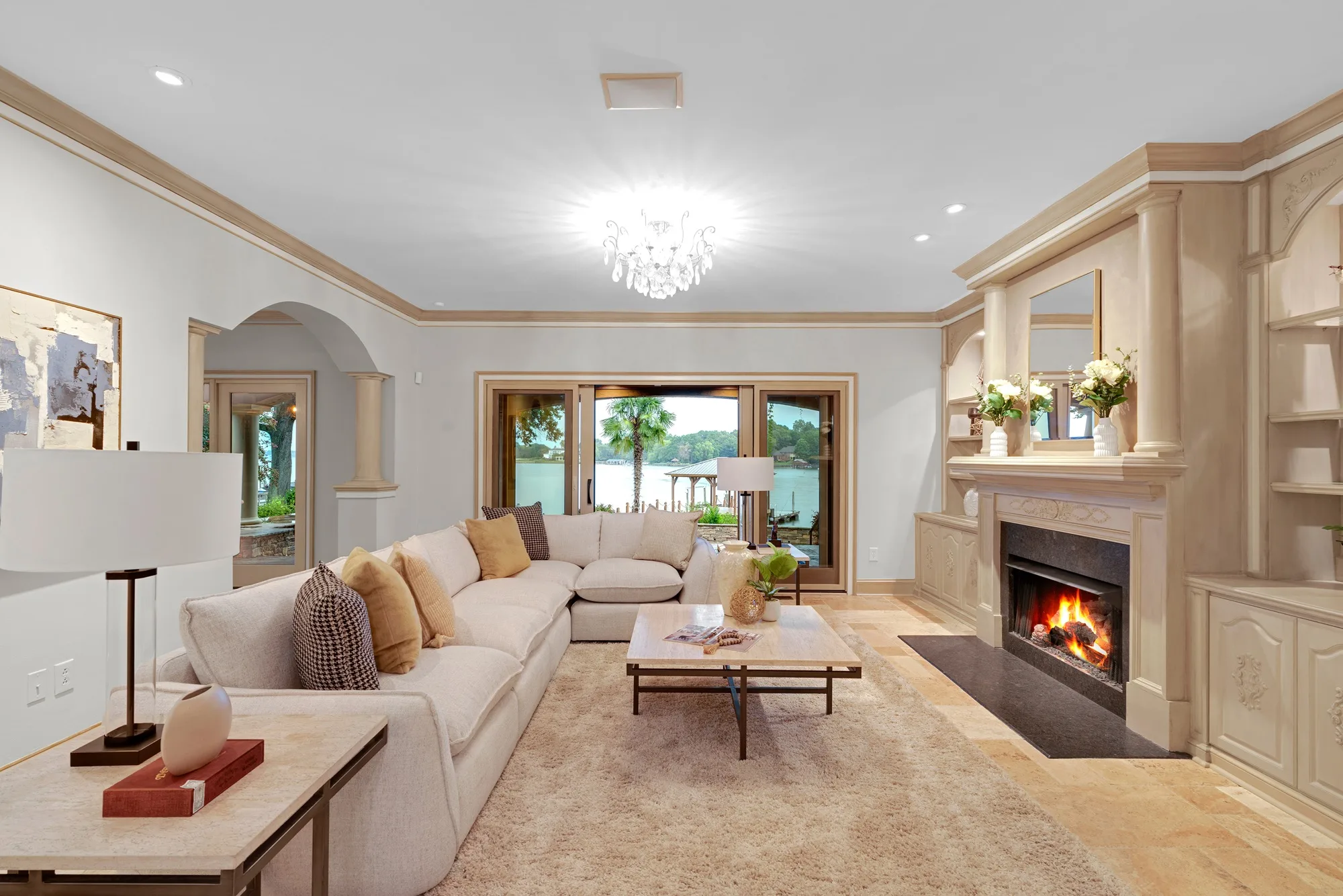 Lakeside Cottage in Mooresville — real estate photography